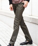カーキ(36)
