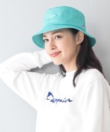 ミントグリーン
