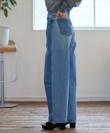 ブルー(44)