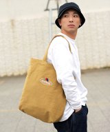 ブラウン