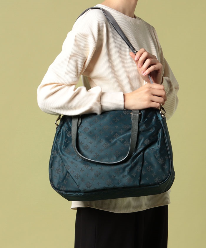 未使用 russet ラシット 2way リュック トートバッグ 肩掛け A4 美品 russet ラシット 2way ショルダーバッグ グレー ピンク