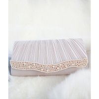 DRESS+/ドレスプラス DRESS+ 【結婚式・お呼ばれに使えるパーティーバッグ】パールビジューラディアルサテンプリーツバッグ/502907890
