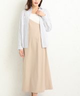 ベージュ