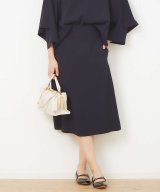 ネイビー