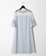 ブルー