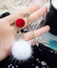 shoppinggo/ショッピングゴー shoppinggo ピアス ファーピアス 左右非対称 スウィング ファー 揺れる かわいい/502938965