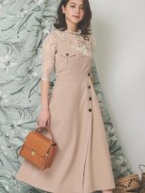 ベージュ