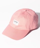 ピンク
