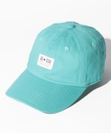 ミントグリーン