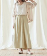 ベージュ