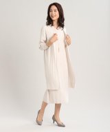 ベージュ2