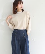 ベージュ