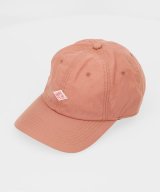 ピンク