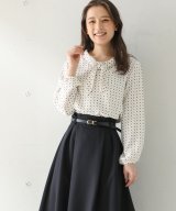 オフホワイト系1