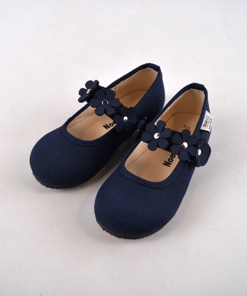 クーポン フラワー モチーフ キャンバス地 パンプス 14 18cm ノイユ エーム べべ Noeil Aime Bebe D Fashion クーポン フラワー モチーフ キャンバス地 パンプス 14 18cm ノイユ エーム べべ Noeil Aime Bebe D Fashion