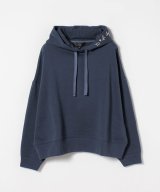 ブルー