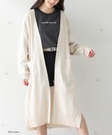 ベージュ
