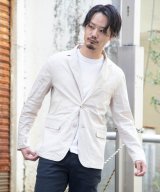 ベージュ
