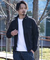 ブラック