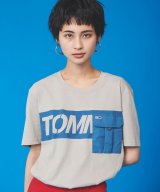 ベージュ