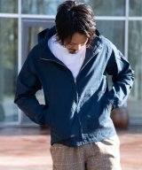 ネイビー