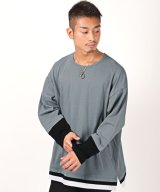 グレー