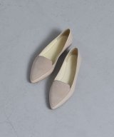 ピンクベージュ