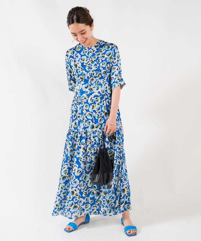セール 40%OFF】ライプフラワープリント クルーネックマキシ セール 40%OFF】ライプフラワープリント クルーネックマキシ