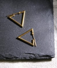 MAISON mou/【YArKA/ヤーカ】stainless series triangle pierce/ステンレス トライアングルピアス/503051784