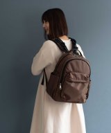 ブラウン