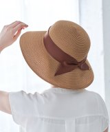 ブラウン(22)