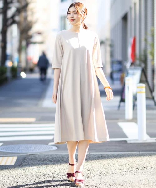 セール シルキーポンチフレアワンピース アー ヴェ ヴェ A V V D Fashion