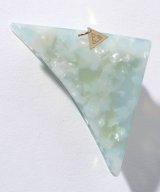 ライトグリーン