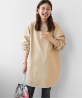 ベージュ