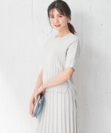 ベージュ系