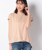 ベージュ