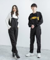 ブラック