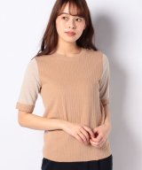 ベージュ