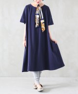 ネイビー