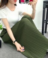 グリーン