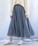 ブルー