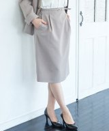 カーキ(36)