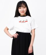 オフホワイト