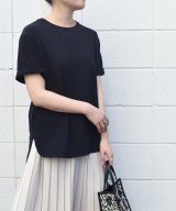ブラック