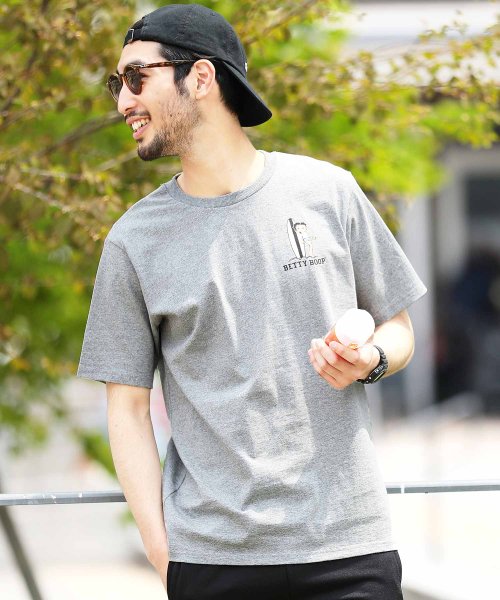 天竺サーファーbetty半袖tシャツ Tシャツ メンズ ティーシャツ 半袖 クルーネック ジギーズショップ Jiggys Shop D Fashion 天竺サーファーbetty半袖tシャツ Tシャツ メンズ ティーシャツ 半袖 クルーネック ジギーズショップ Jiggys Shop D Fashion
