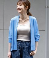 ブルー