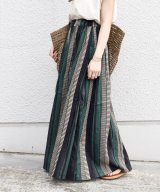 グリーン