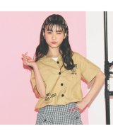 ベージュ