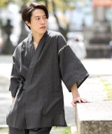 ブラック