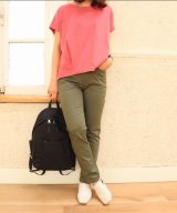 54カーキ